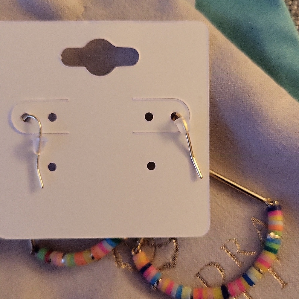 Kendra Scott "Reece" Drop Earrings in Gold Tone With Neon Mix - Picture 5 of 5
